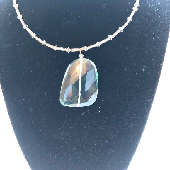 EUC Large Blue Stone Pendant on Beaded Circular Necklace - Picture 2 of 3